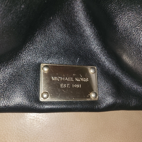 Michael Kors black Hobo Bag - Picture 7 of 9